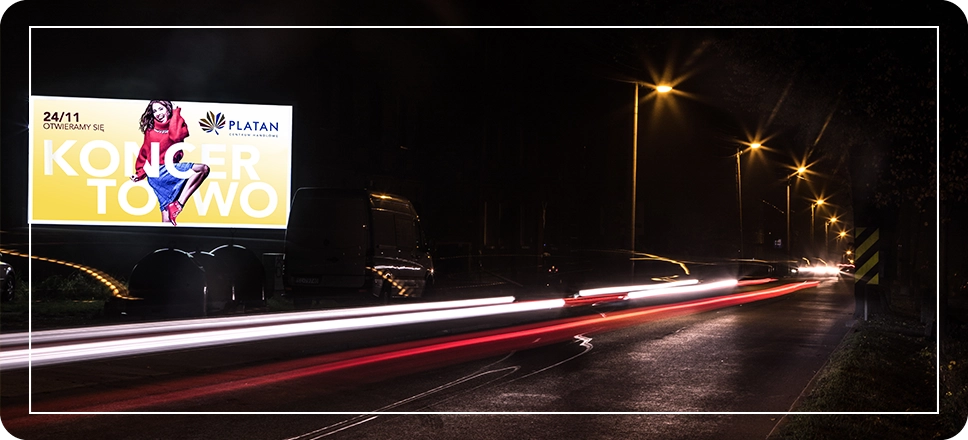 Mężczyzna przy maszynie